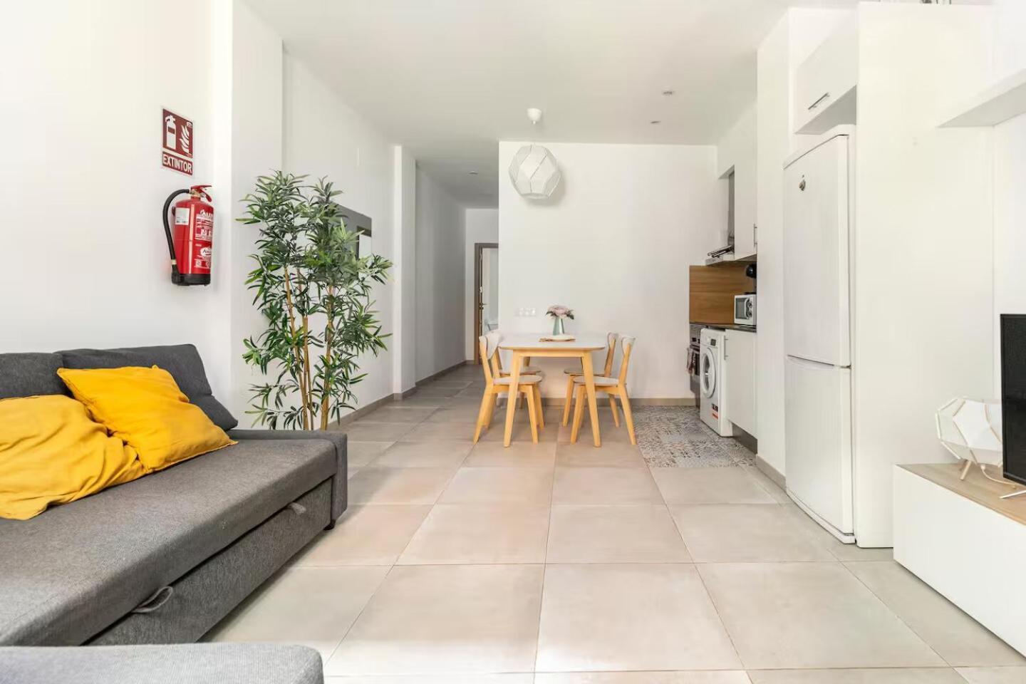 Vivienda Junto A Ruzafa - 12 Pax Y Mas Apartment Valencia Exterior photo